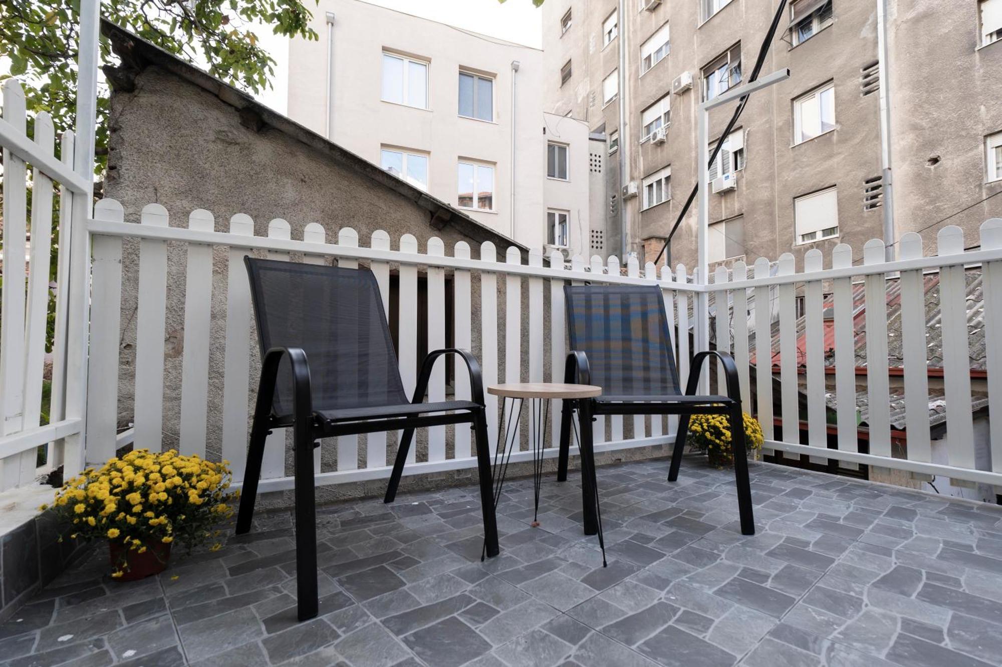 Botanica Free Parking Apartman